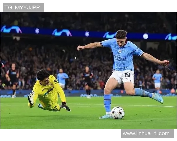 里昂与曼城精彩对决集锦回顾赛场瞬间尽显足球魅力与激情